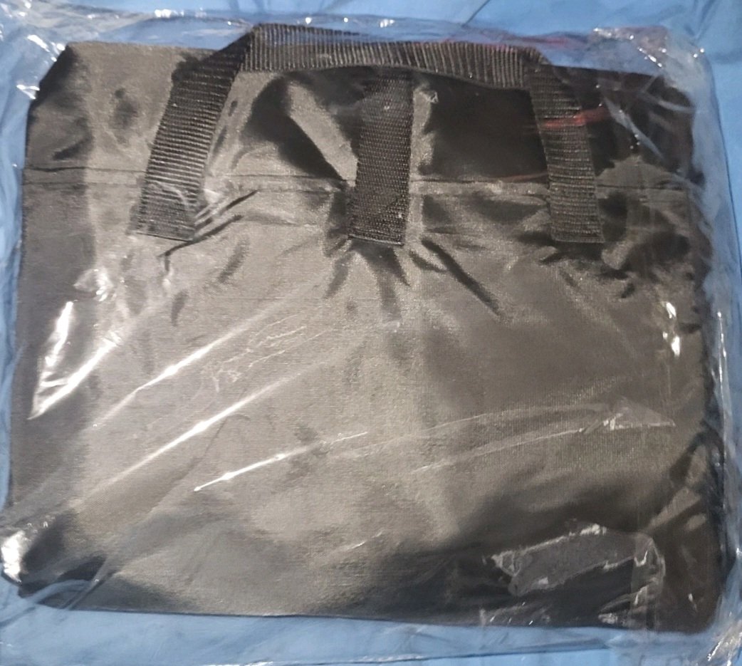 AlbertoMacias2's tweet photo. Brand new black exercise floor mat
Never opened • still in bag • ready for home workouts
#ExerciseMat #HomeGym #Fitness
https://t.co/dcfT6yhybJ
https://t.co/DO4XbnPuCo https://t.co/iI1MC9Xnuo