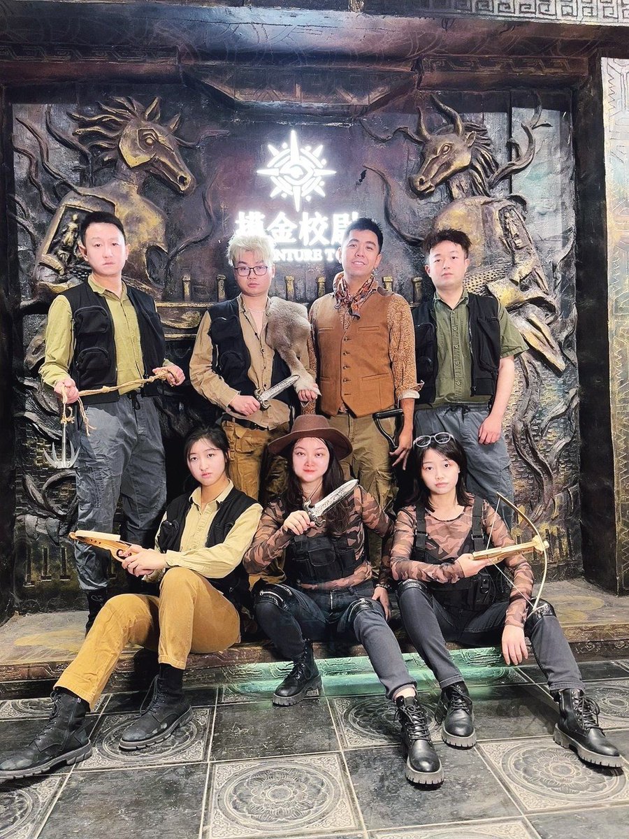 bebep599797's tweet photo. Last night’s escape room challenge had us guessing locks, cracking codes, and laughing when we almost missed the final clue—we made it out with 2 minutes left! https://t.co/SHbDrHE1rg