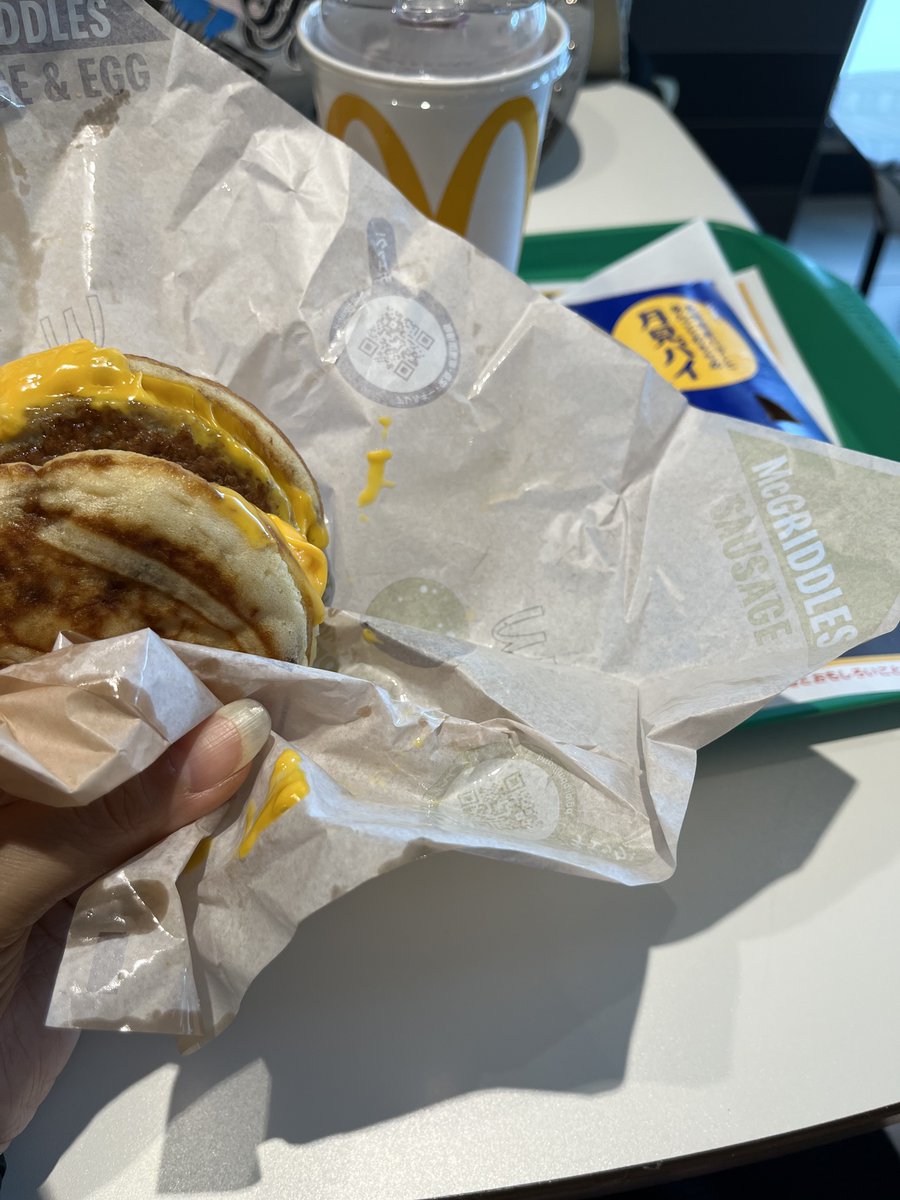 as214_kent's tweet photo. 久しぶりに朝マックにきた！ https://t.co/KudRp4Q8V3