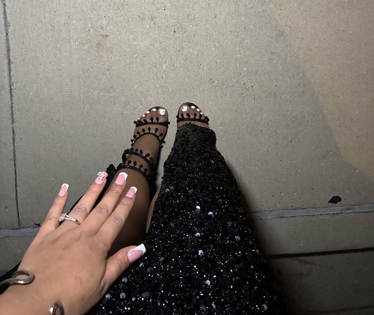lavishladylexi's tweet photo. Sexy feet 😌👣👣💋 https://t.co/peERTguu2k