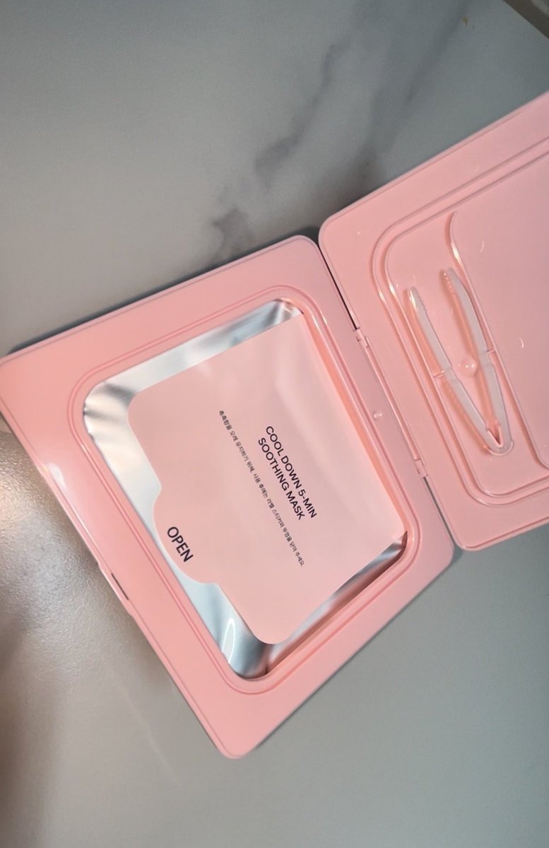 rennyameow's tweet photo. #제품제공 #체험단 @LYFFKR_ 
LYFF Cool Down 5-Min Soothing Mask

단 5분!만으로도 수분•보습 충전해주고 피부관리 하고 싶었던 코덕들 모두 리프 주목!!!

🔗타래 계속 •• https://t.co/Ui2n34r5Of