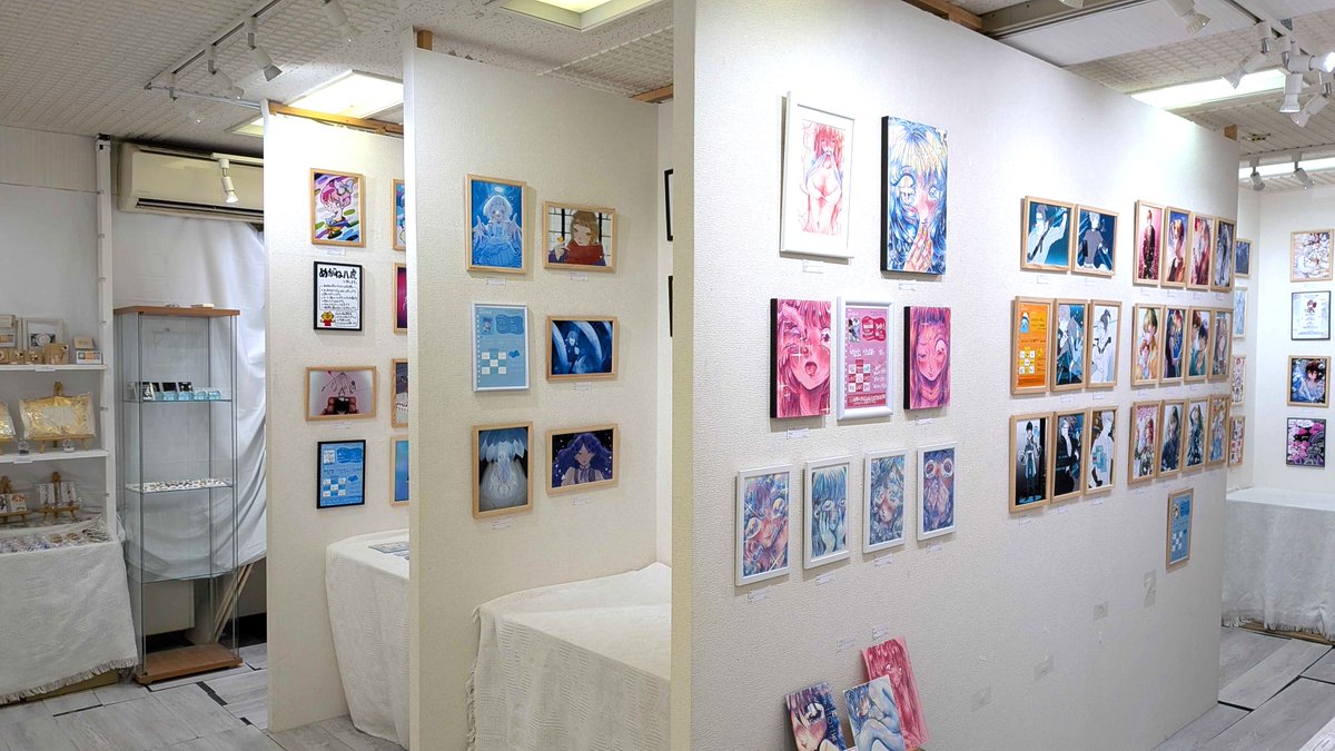 nakazaki_IYN204's tweet photo. ただいま　#IYN では
マイプロフィール展
天使と悪魔4
青い果実7など
様々な展示を開催中！

18時まで開けておりますのでお気軽にお立ち寄りご覧ください https://t.co/w5Qv9iJuui
