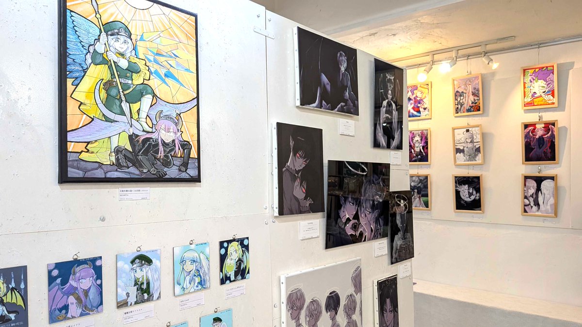 nakazaki_IYN204's tweet photo. ただいま　#IYN では
マイプロフィール展
天使と悪魔4
青い果実7など
様々な展示を開催中！

本日は中休みで店頭はお休みですが
HPからの通販購入は随時受付中
https://t.co/a2Nbp2SUvk
バナーをクリックして展示風景などご覧ください！ https://t.co/MUu1Zv4IdL
