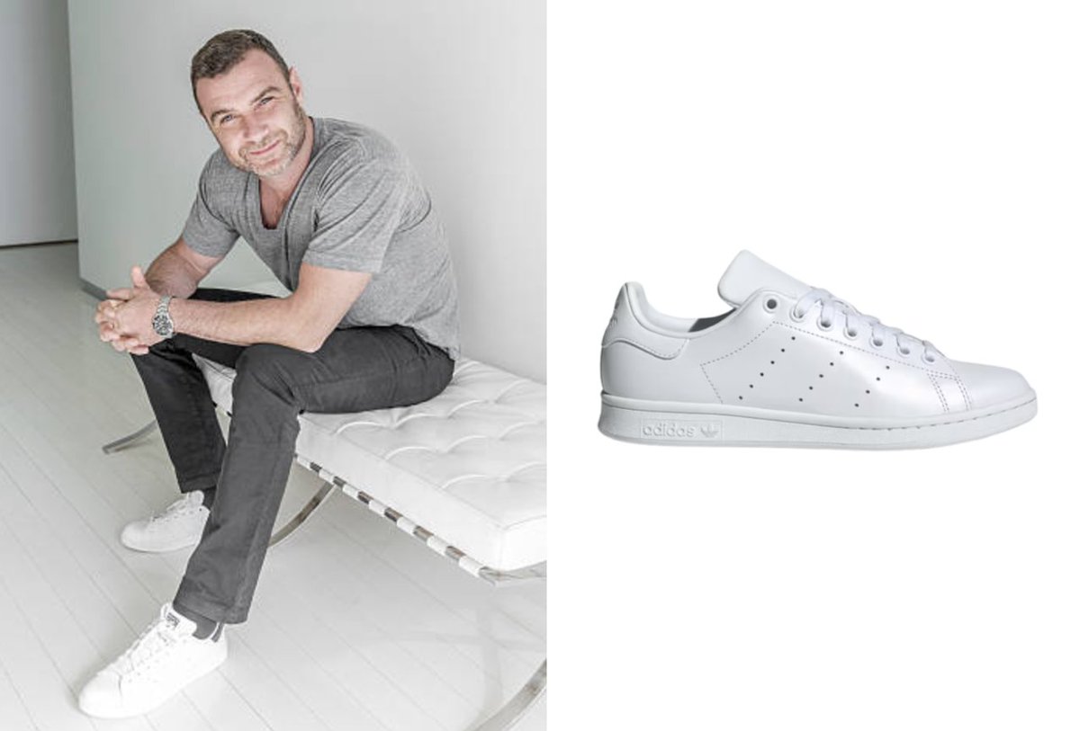 WellBuiltStyle's tweet photo. Wear more court style sneakers. 

These are what you turn to when you want something that's comfortable, easy to wear, stylish, and you can get some serious steps in. 

Adidas Stan Smiths are my favs (affiliate): https://t.co/xktRohyz1Z https://t.co/bpayxjj9Gc