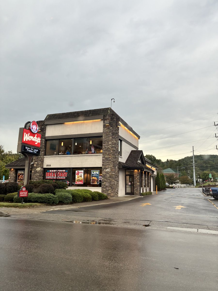 49er_rick's tweet photo. There it is…the crown jewel of Boone, NC https://t.co/OjKDMJo4Sa