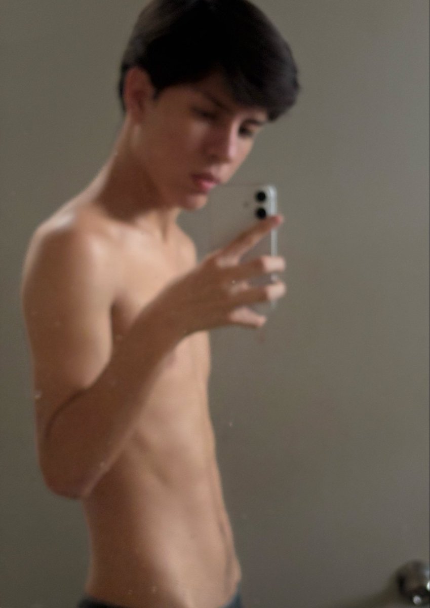 DavidZu02's tweet photo. Ya se bañaron?
#gay https://t.co/qwTcQSjwVq