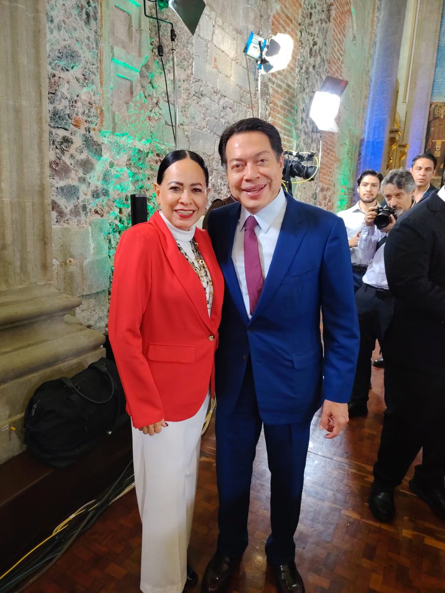 SETabasco's tweet photo. La secretaria de Educación, Patricia Iparrea Sánchez, participó en la Tercera Reunión Nacional Plenaria Extraordinaria del #CONAEDU, encabezada por el titular de la SEP, Mario Delgado Carrillo, donde se acordó restringir el uso de celulares en las escuelas.
@SEP_mx @GobiernoMX https://t.co/OxI7nZBXbf
