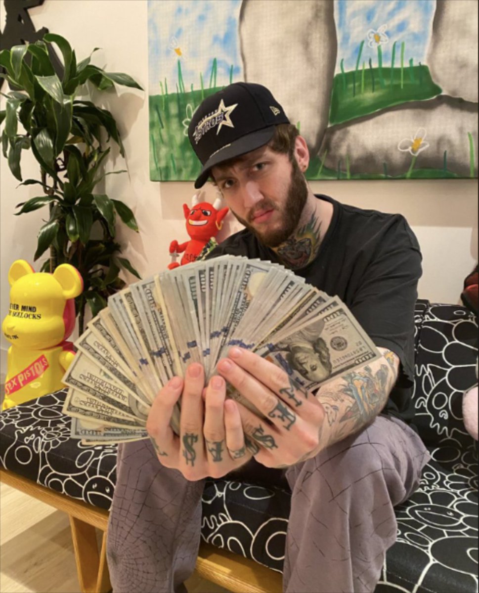 Kick_Champ's tweet photo. FaZe Banks faces MASSIVE BACKLASH after promoting ANOTHER memecoin on stream that dropped ~85% 😳 https://t.co/RauxXoccZd
