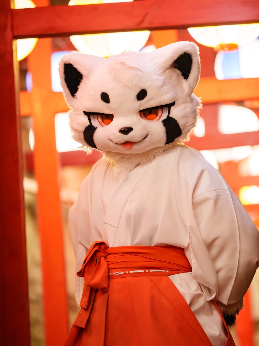 heugya544438's tweet photo. #FursuitEveryday 
음????  넌 악귀가 아니더냐?!
이놈~~~!  물렀가라!!! https://t.co/yKadqg8PwA