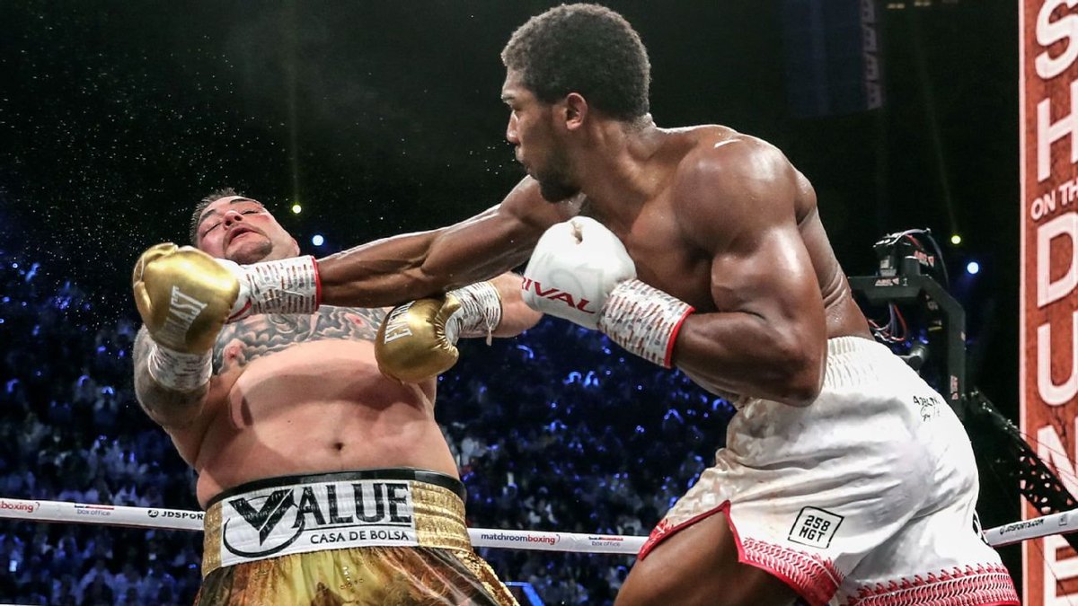 FutureOfPress's tweet photo. @richard81242885 @boxingscene outboxed him the rematch https://t.co/QmTyCyK06F