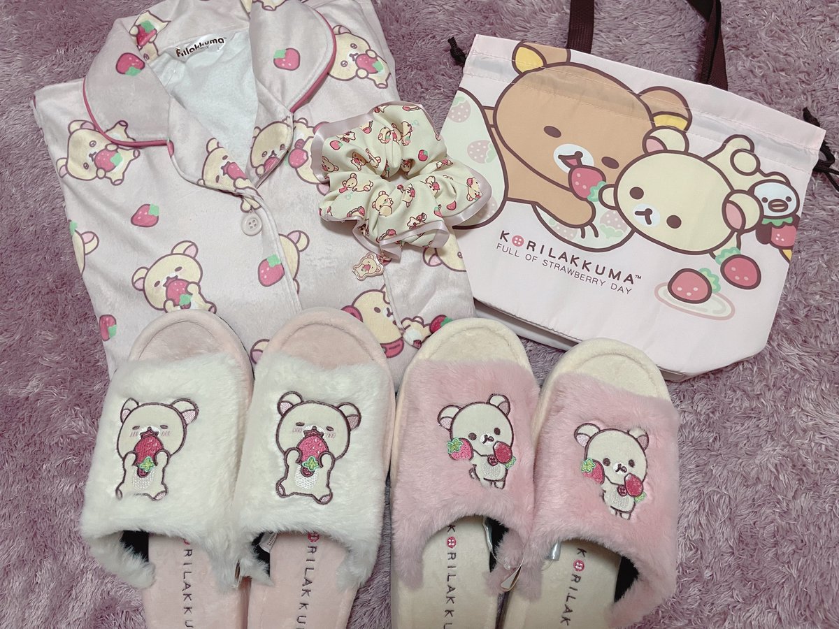 mochidot__'s tweet photo. アベイル×コリラックマ🍓
どれも可愛いけど狙ってたパジャマとスリッパほんと可愛い🥹🍓🍓
今日は3件もコリの📦届いて最高🥳🥳 https://t.co/WbucJJ5rJY