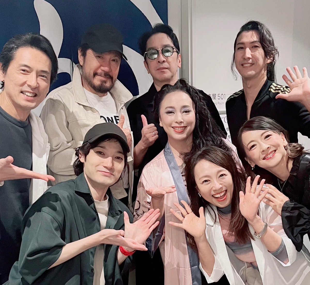 higuchiasami's tweet photo. ミュージカル『アニオー姫』
~ Hẹn gặp lại 再び~

KAAT神奈川芸術劇場で観劇🇻🇳🇯🇵

私的に胸熱なレジェンドの皆様や信頼の仲間祭りで始終興奮して観劇しておりました。こんな事ってあるんですね✨

お見逃しなくですよ❣️ https://t.co/7VUTeE0AZp