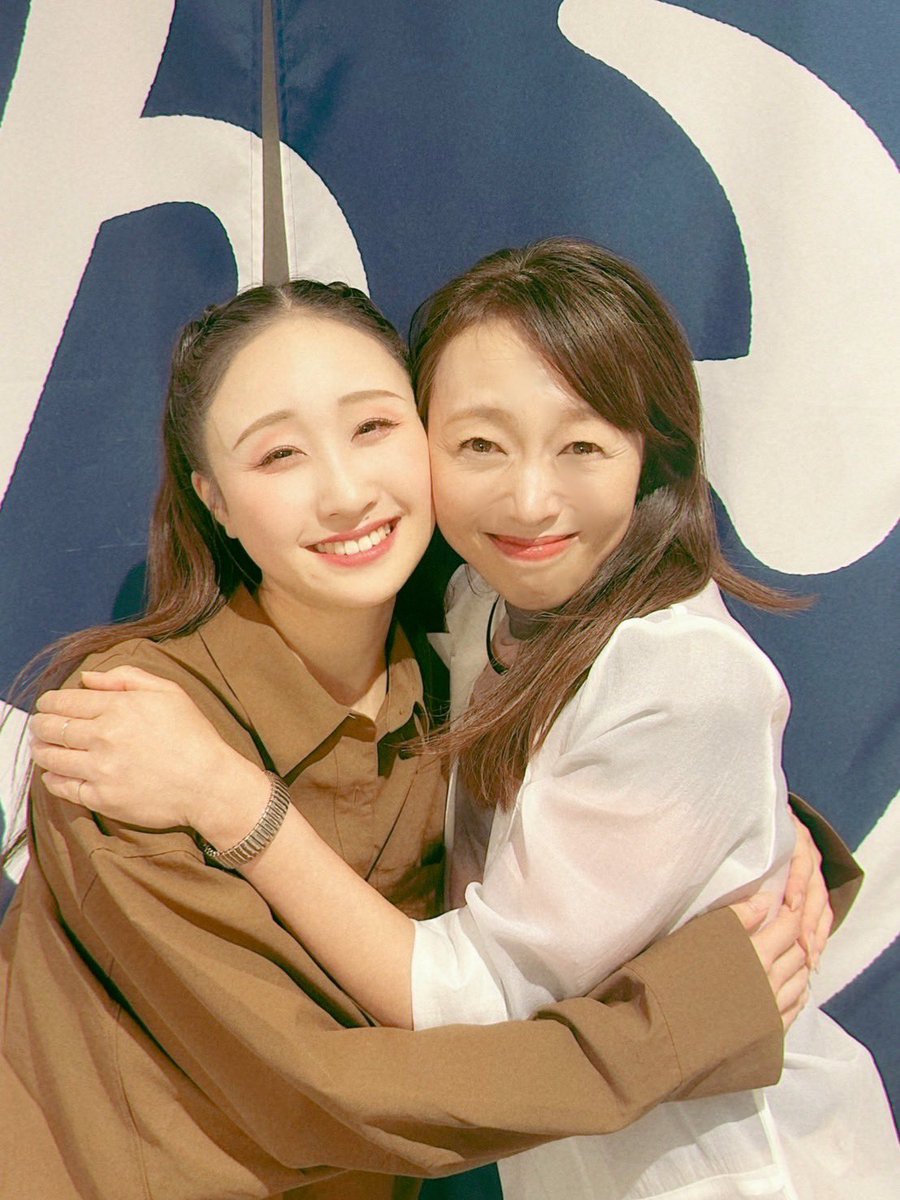 higuchiasami's tweet photo. ミュージカル『アニオー姫』
~ Hẹn gặp lại 再び~

KAAT神奈川芸術劇場で観劇🇻🇳🇯🇵

私的に胸熱なレジェンドの皆様や信頼の仲間祭りで始終興奮して観劇しておりました。こんな事ってあるんですね✨

お見逃しなくですよ❣️ https://t.co/7VUTeE0AZp
