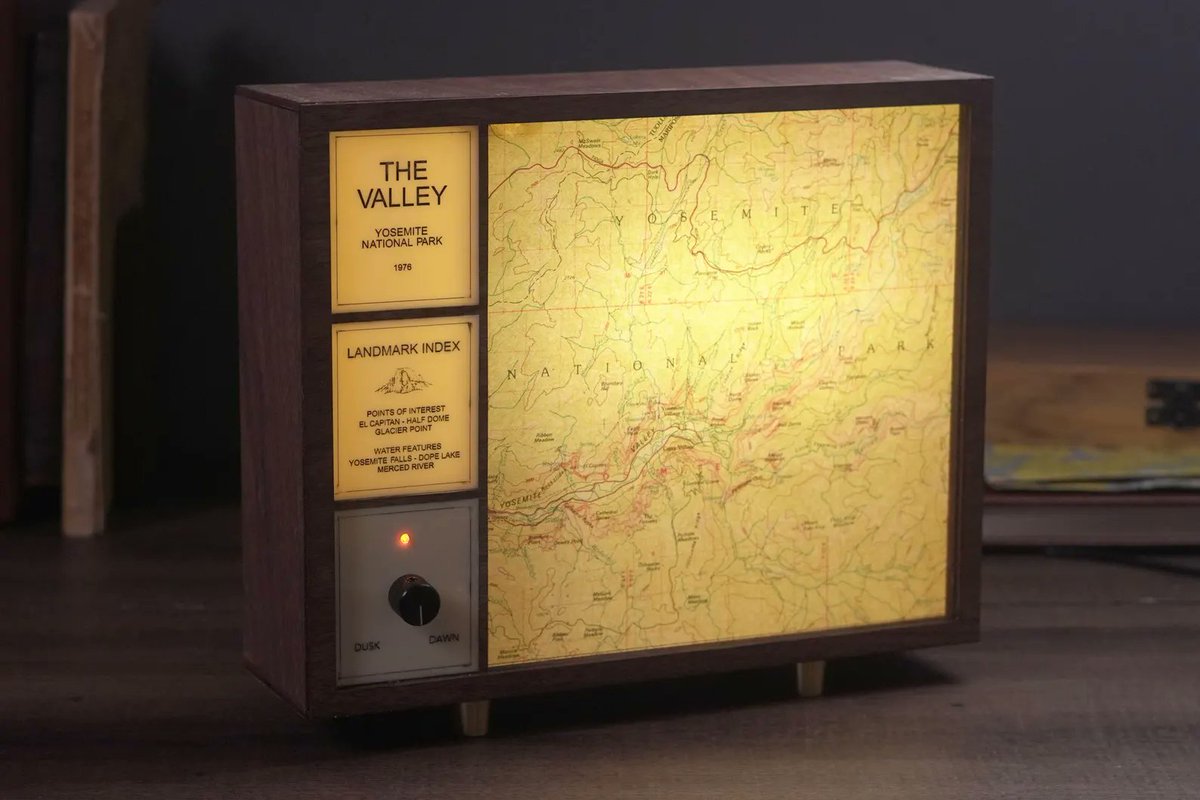 youwillmakemaps's tweet photo. There’s another backlit map maker and he’s also in Los Angeles

It even has a tasteful knob....... https://t.co/UbE2gmlQ5V