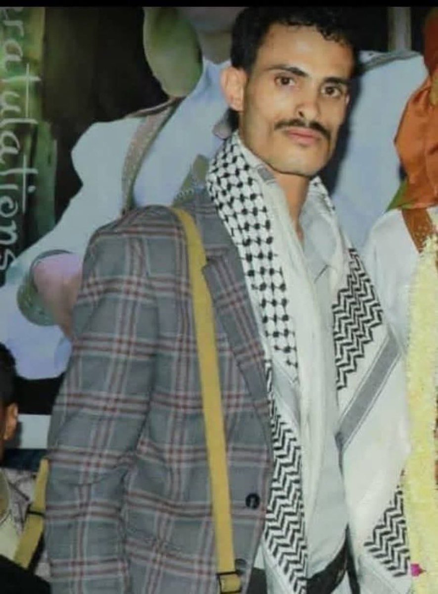 NewsNow4world1's tweet photo. 🚨🚨عـــاجــل | اهم قيادات الحوثي 

مقتل القيادي الحوثي رضوان أحمد الشعيبي، المعروف بـ"أبو شعيب"، أيضًا إلى جانب القيادي فرق العصار، في جبهة كهبوب https://t.co/yZpFMyhPUq