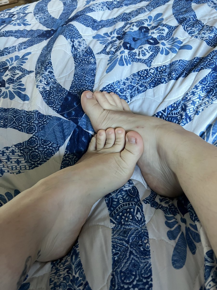DaddyMommyChode's tweet photo. Mommy chodes hot feet😍, go to our bio to see more. We do custom content!!
#feet #wife #hot #soles #footfetısh https://t.co/fHK8UTMuVf
