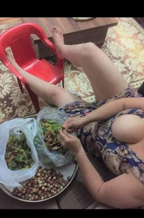 KokkBae's tweet photo. مستعجل علي الاكل ولا شبعان يا قلب امك؟ https://t.co/I6pbFXoAXF
