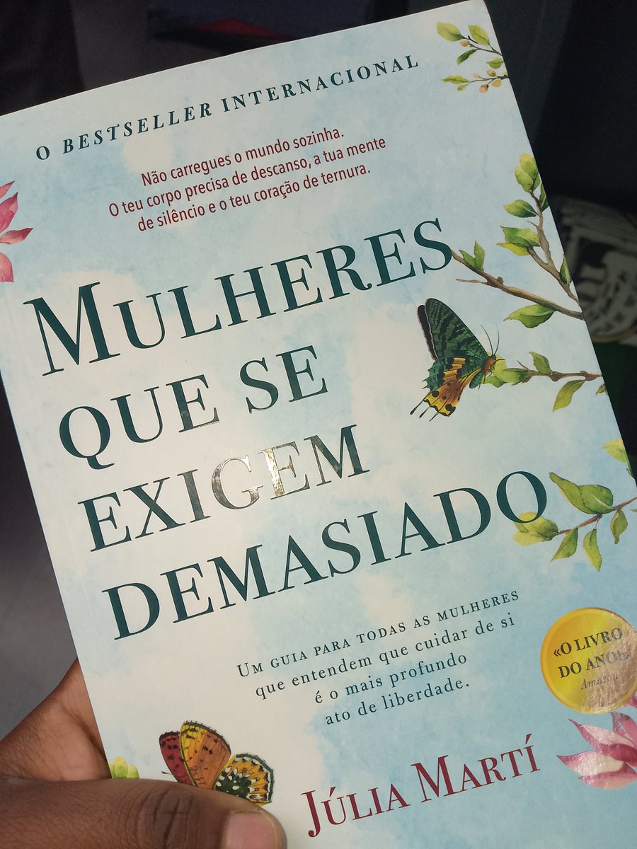 delciafg's tweet photo. #books 📖✨ https://t.co/VGrsutCmkH