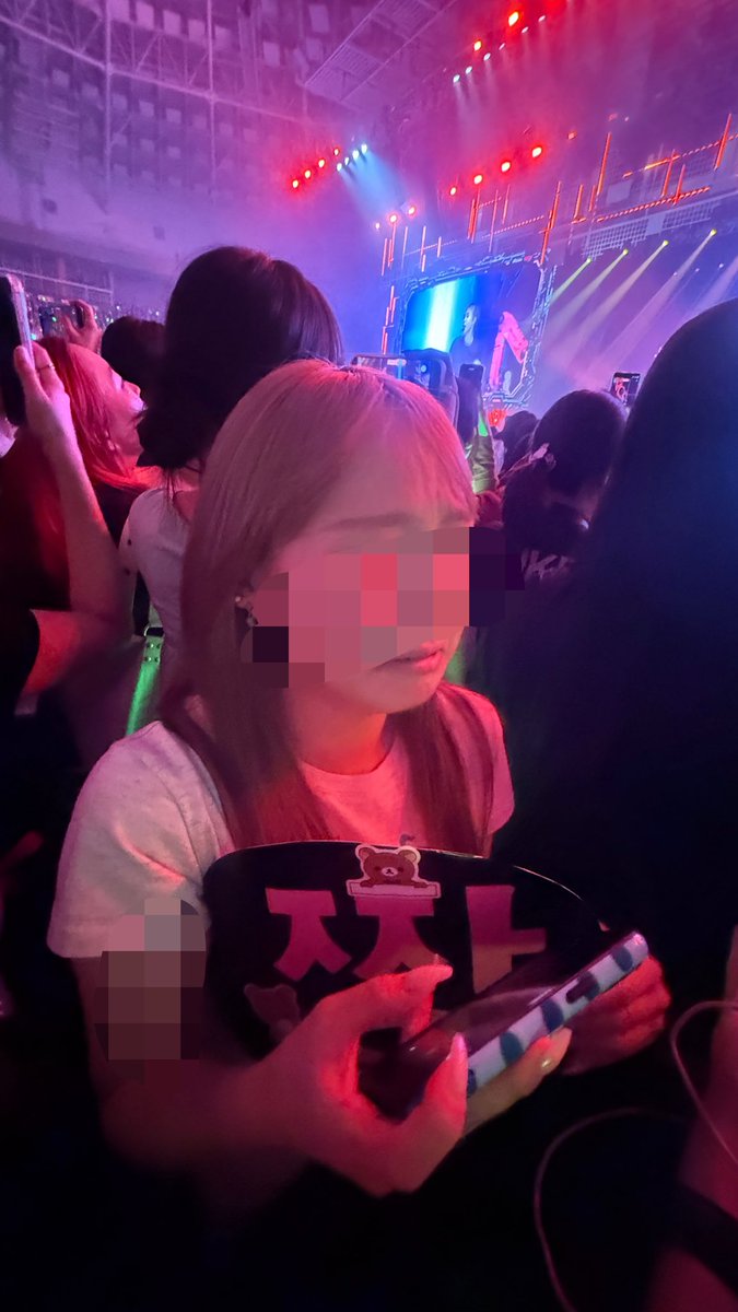 luvercclub's tweet photo. 사기를 당해도 또 가고 싶은 nct127 콘서트입니다
그리고 체조한가운데에서 오열함 https://t.co/UEfZDkpav9