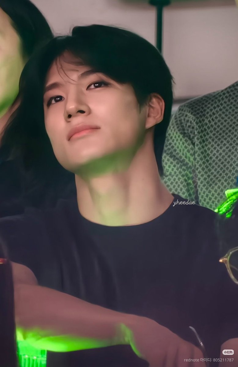 jaehyunxjeno's tweet photo. CINTA SEKALI SAMA 2 COWO INI🖤🖤 https://t.co/QcHrh594GQ