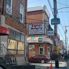 cityaestheticss's tweet photo. This is peak American urban fabric https://t.co/bmlZGD1kV8