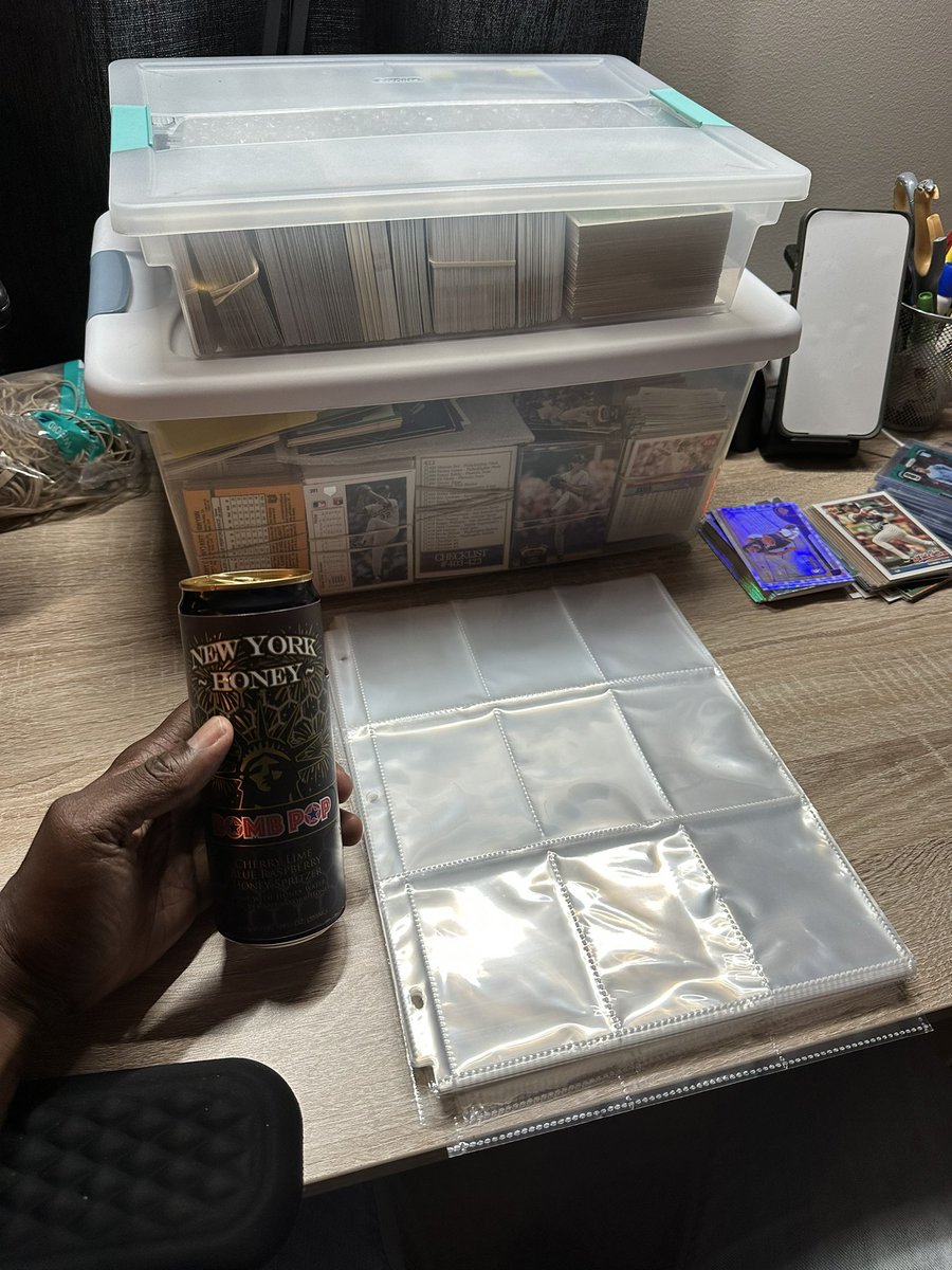 TheTradingNinja's tweet photo. Time to get organized… 

@CardPurchaser https://t.co/THbWAYnSAT