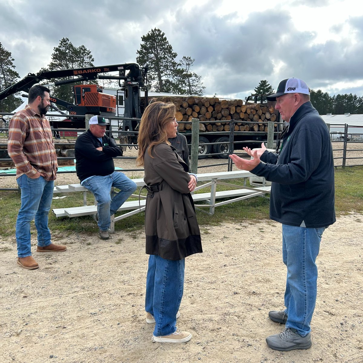 Michele_Tafoya's tweet photo. Great day for the 72nd North Star Expo in Grand Rapids today. I met the region’s best in the logging and trucking industries!

Our forest products industry is the fifth-largest manufacturing sector in Minnesota, supporting over 72,000 jobs. They will have my full support in the U.S. Senate.