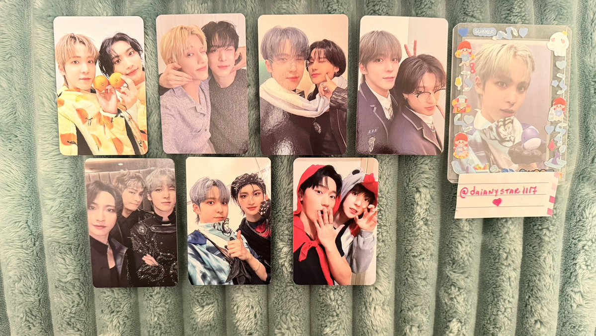 DaianyStar1117's tweet photo. VENDO/VENDA ATEEZ

🦋Valor do set R$ 2.000,00
🦋Frete a calcular por Super Frete
🦋Álbuns + photocards + chaveiro (das imagens abaixo)
🦋Itens com * tem avarias com valor unitário já descontado do valor total do set
🦋Podem abrir CEG, só me avisar antes 
🦋Fbs no meu fixado https://t.co/JQCa5wRtMO