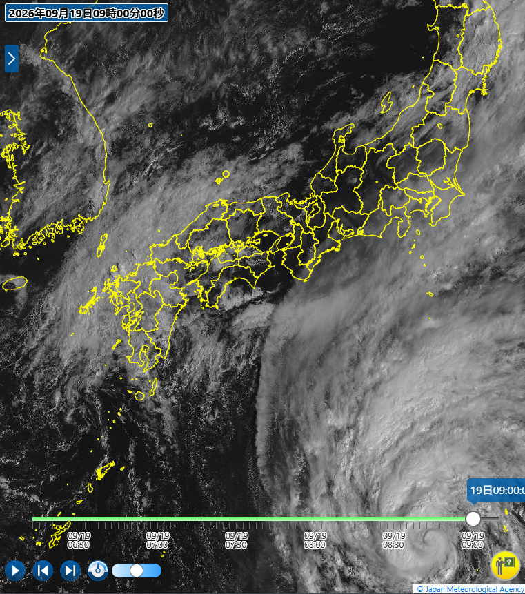 nao7weather's tweet photo. 長く降り続き、宮崎市や日南市を中心に大雨をもたらした雨雲はようやく弱まってきて、雲の隙間から所々晴れ間が出てきました。それにしてもよく降り、日最大２４時間雨量は、日南市油津で、９月として観測史上１位の397.5mm、宮崎市でも218.0mmに達する大雨となりました。油津では、日最大４８時間・７２時間雨量においても９月として観測史上１位を更新しています。