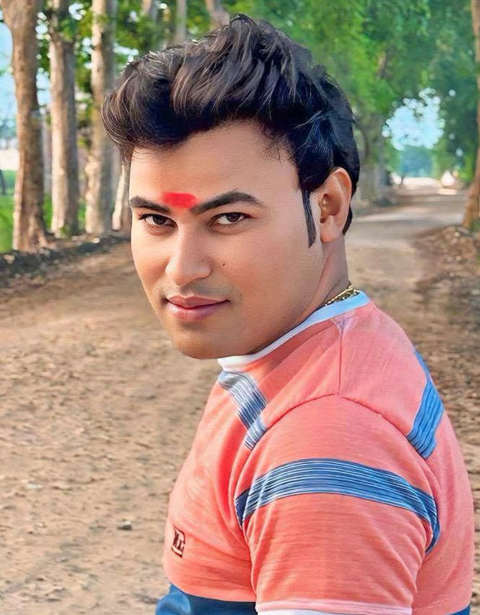 sumangsaini's tweet photo. जन्मदिन की हार्दिक शुभकामनाएँ मेरे प्यारे भाई श्री राजन दीवाना प्रजापति जी को
ईश्वर आपको सुख समृद्धि उत्तम स्वास्थ्य एवं दीर्घायु प्रदान करें खूब सारा आशीर्वाद
https://t.co/xb8YFDTU9w
https://t.co/DP5dQfTSnb…
https://t.co/Aoc5Vll1jb…
…-interiors-exterior-contractor.in.net/res https://t.co/eiB4xE0SBJ