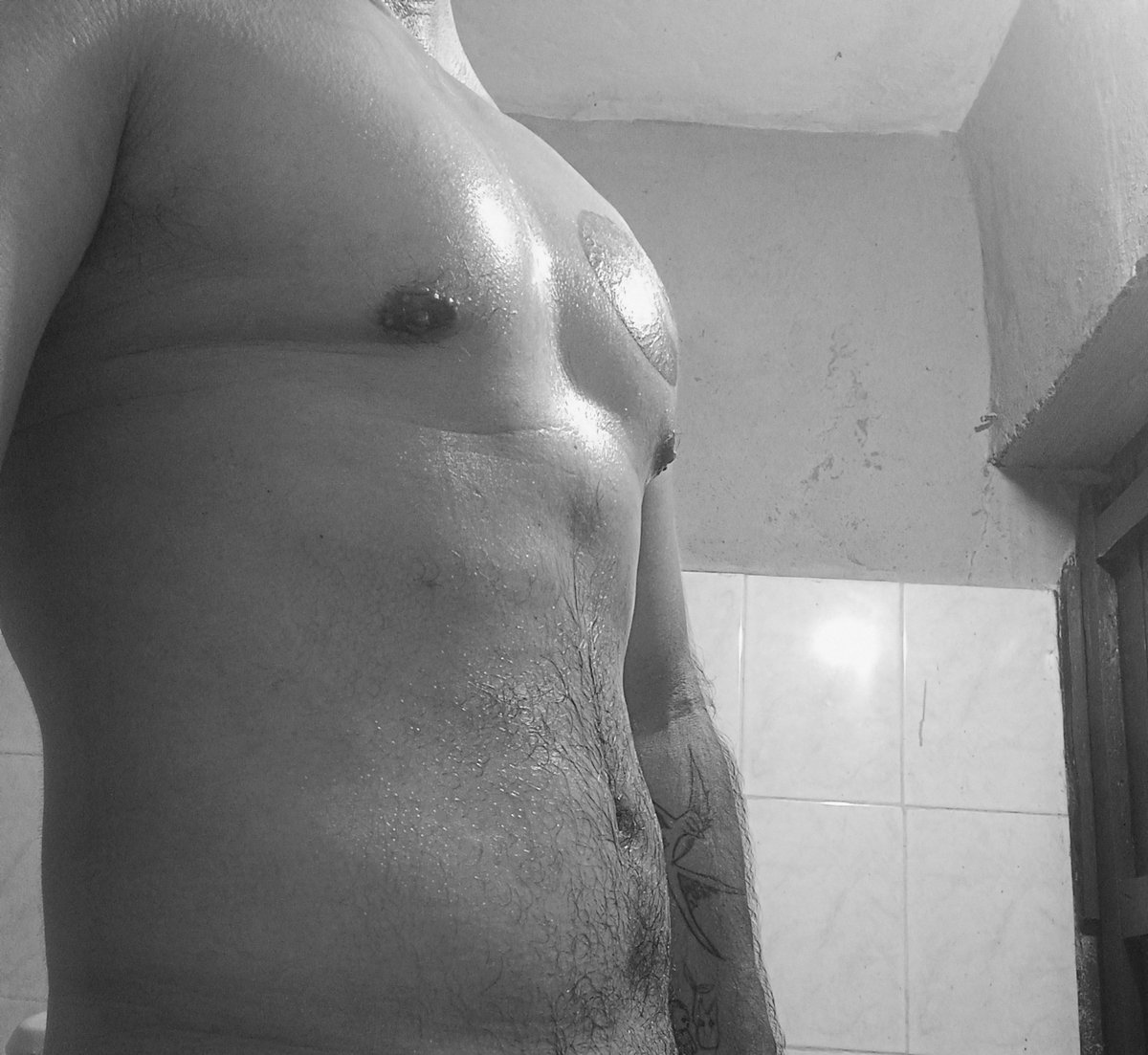 Wil_056's tweet photo. Ellas están creciendo poco a poco 

#chudai #gays #comunidad #dm https://t.co/dyiXSeDGPv