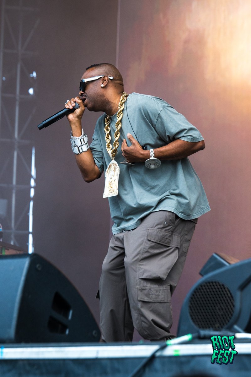 RiotFest's tweet photo. SLICK RICK

📸 Kaitlin Prince https://t.co/hyZCEJwn3Y
