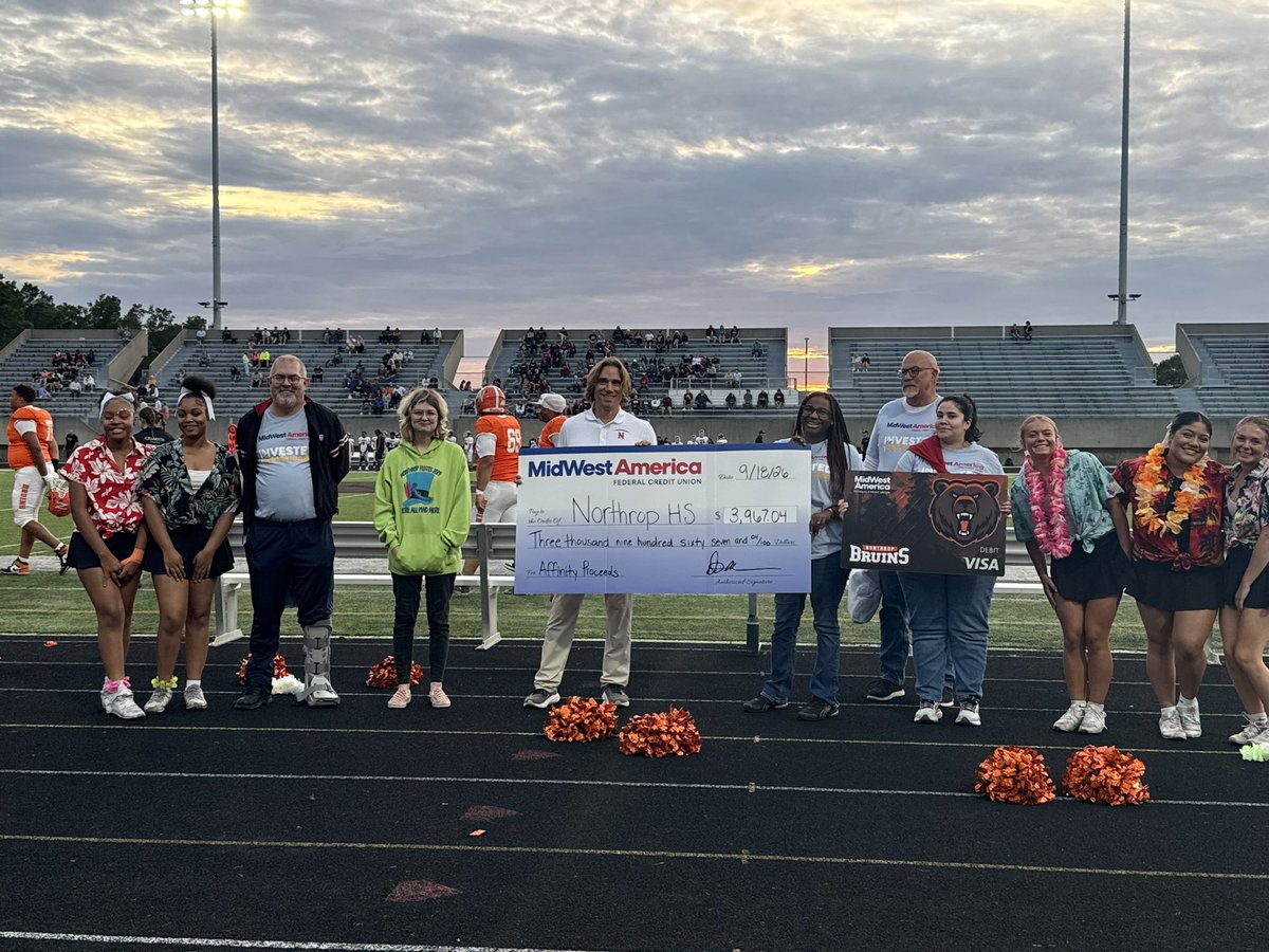 NorthropSports's tweet photo. Thank you, Midwest Credit Union, for supporting Northrop High School! https://t.co/ID8ntpfxF0