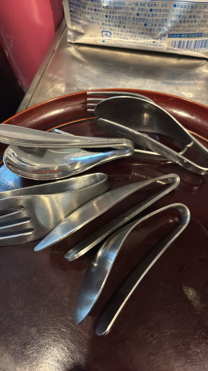 M03580358m's tweet photo. スプーン🥄曲げ出来た!
イメージはお餅が伸びるー😃 https://t.co/MVjOZ4K3Ui