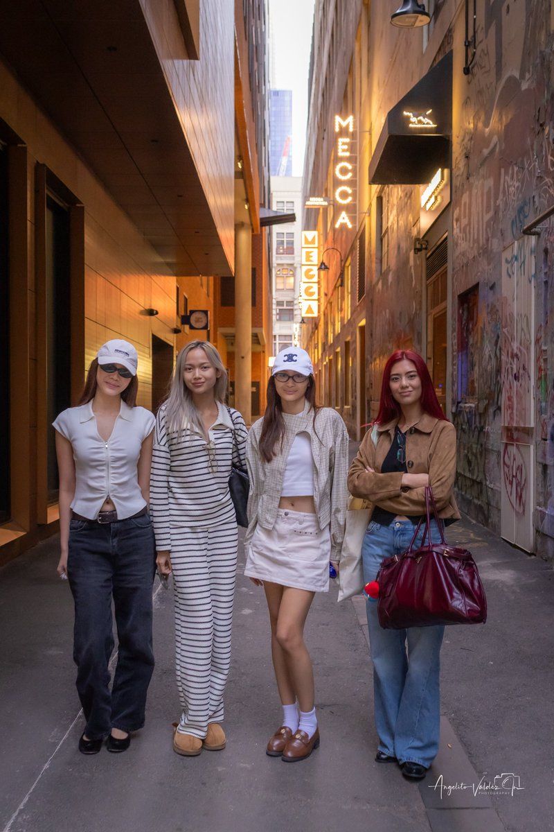 myxglobal's tweet photo. 🇦🇺 One more sleep, BLOOMs 🌸

The girls are already out exploring Melbourne. 👀

Tickets out now.

🗓 Sept 20 | MCEC
🎟️ https://t.co/lP5wbtCuaR
Photo credits to Angelito Valdez Jr Photography 📸 https://t.co/9QV7jLx1NY