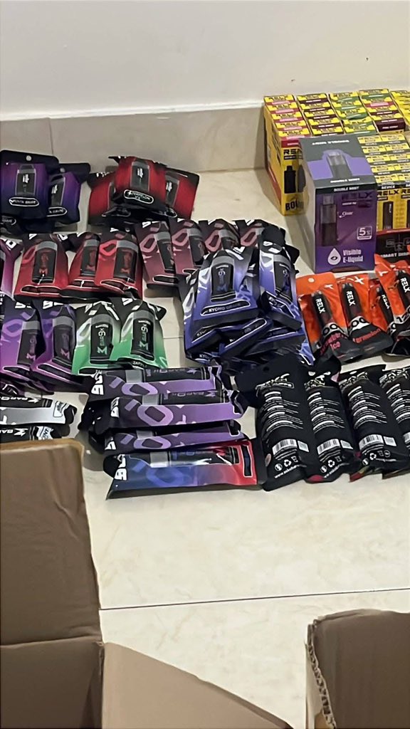 SHOPPOTvxrl tweet picture