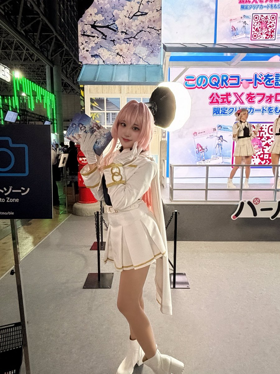 faust_finale's tweet photo. パールインブルー、試遊したけどムービーかと思ったら急にQTE始まったw
そしてレイヤーさんみんな可愛かった
#パールインブルー 
#TGS2026 https://t.co/E4XDy1wcAt
