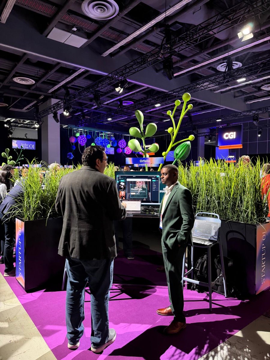 OrfolioApp's tweet photo. Deux jours à ALL IN  2026 pour Orfolio parmi le Top 100 des startups canadiennes en IA au Palais des congrès de Montréal.

Notre fondateur @marctansky  était sur place, au kiosque, à présenter Orfolio et à échanger avec l'écosystème. https://t.co/QyWfRexPps