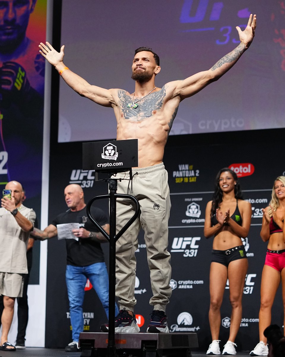 Never afraid of the moment 😤

[ @​RuffyMMA | #CryptoCom #UFC331 | LIVE SEP 19 at 9pmET on @​ParamountPlus ] 
 [📷](https://pbs.twimg.com/media/HSilTmYa0AAUO3G.