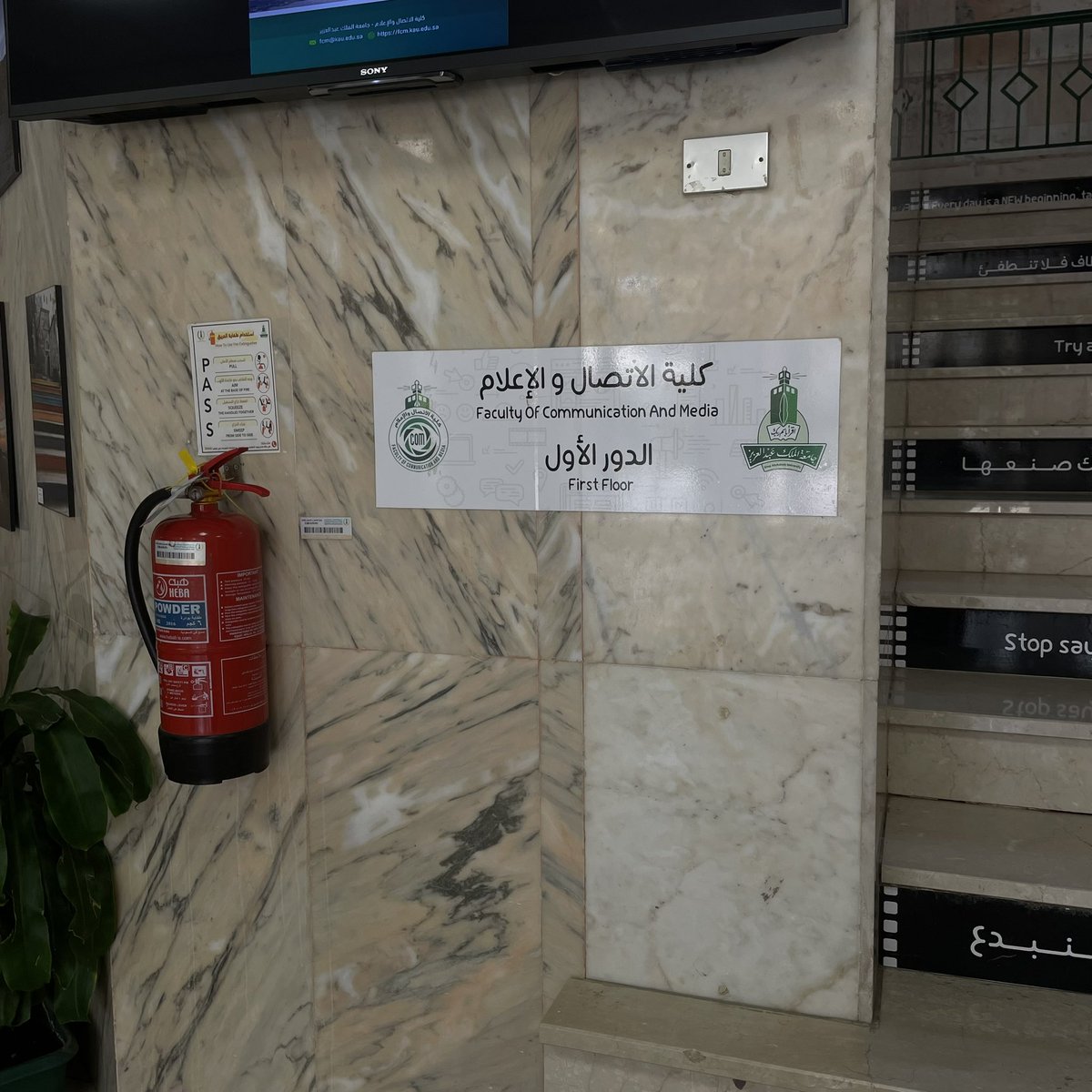 iixori's tweet photo. عشوائيات ثالث الاسبوع طالبة جامعية الشطر بالسنه الثانية👩🏼‍💼 https://t.co/gYq2u6h9sv