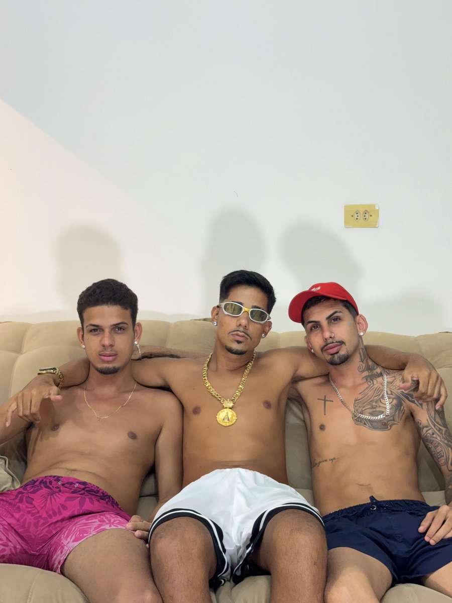 samuelkauaofcs's tweet photo. Se 2 é bom imagine 3… 😏 https://t.co/2Fo2c1BB9H