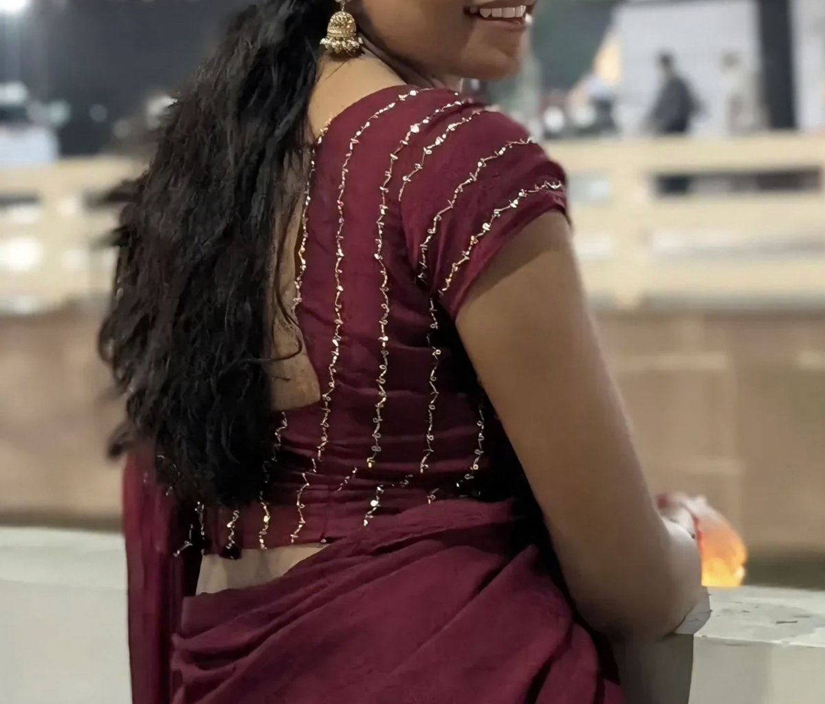 boultboy30's tweet photo. Venum ne annanuku moodu ethura Mathiri udamba kaatuva Thangachi 🤤 

 poolu thookitu nikkum 🍌🥵 

Atha pathu rasichutu irupa 🤤🫠 

#incest #sister #hotstructure #boobs #tempting https://t.co/2GLPtHXenZ