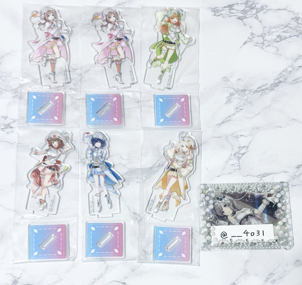 __4031's tweet photo. 【交換・譲渡】学園アイドルマスター　学マス 一番くじ Part6 

譲 ▶︎ H賞　アクリルスタンド
　　莉波 ×2、清夏、佑芽、美鈴、星南

求 ▶︎ 定価(+送料)
　　または異種広

郵送またはリトリン記載手渡し https://t.co/2ludsn2zSi