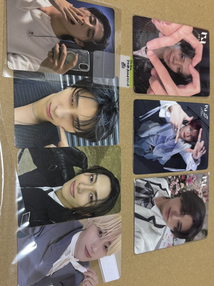 angelsun_32's tweet photo. INI ANTHEM 特典&amp;挿入トレカ交換

譲)画像1-3枚目

求)リプに続きます
（🌟＞💫　※🌟🌟特に求めてます）

同種交換優先、異種も検討させて頂きます。郵送希望です。
お気軽にお声掛けください。

#INI譲 #INI求 #INI交換 https://t.co/jhwLIkLFKH