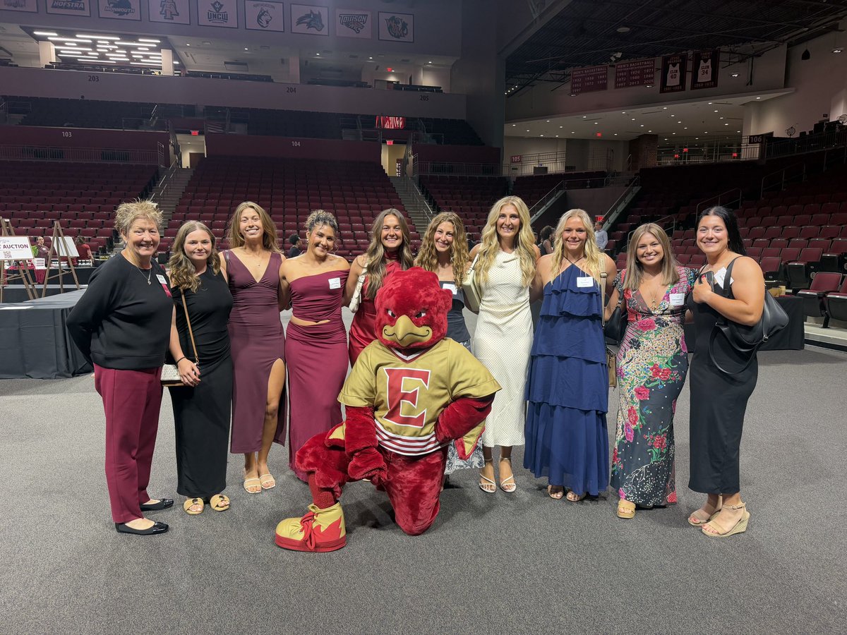 ElonSoftball's tweet photo. Hanging out with the Phoenix at Night of the Phoenix!

#EUSB 🥎 #Team50 https://t.co/acz2MUnRsg