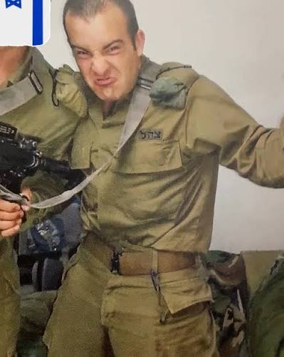 soprabord's tweet photo. Esta basura, Mauro Stendel, sirvió para las fuerzas de defensa de Israel.

Si fuesemos un país serio, en cuanto pisó nuestro suelo tendría que haber sido detenido y juzgado por crimenes de lesa humanidad, pero no, lo tenes haciendose el canchero en un streaming. https://t.co/vbUmzOBXAe