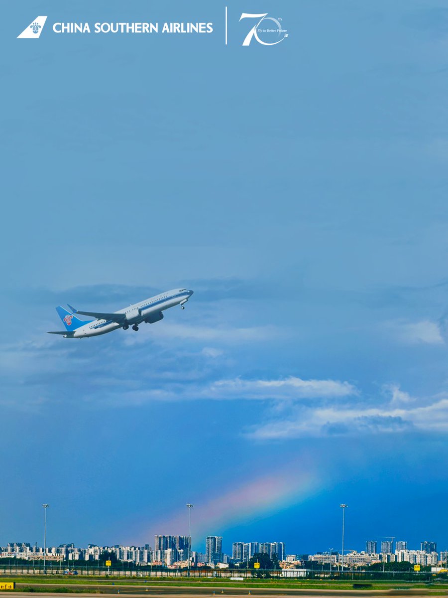 CSAIRGlobal's tweet photo. A rainbow underneath the wing as the plane climbs higher. China Southern Airlines is flying into a beautiful morning with you.✈️☀️
#CSAir #FlyWithCSAir https://t.co/E5zCz7xx1S