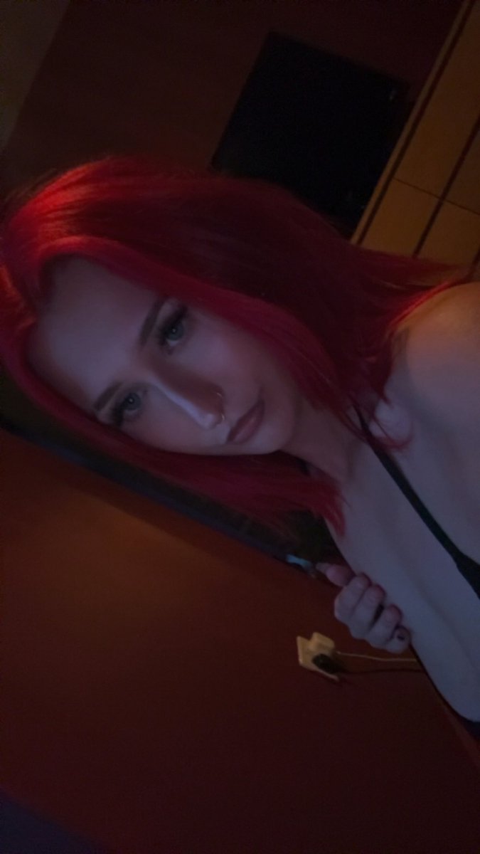 YourRubyRedx's tweet photo. It’s the weekend! Come see me at the club or click my link to see more 😉

https://t.co/az4rj7omFp

#Redhead #Bigboobs #Spicylink https://t.co/ksagRWsspB