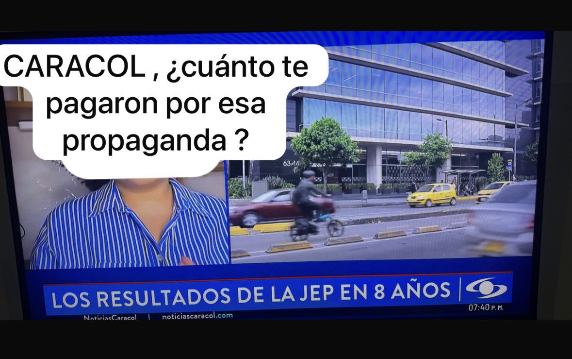 Fragile_Reptile's tweet photo. Semejante campaña de desprestigio la que emprendió @NoticiasCaracol  contra la @JEP_Colombia . Por lo menos hubiesen hecho una edición más disimulada. ¿ aún les queda duda que son un medio prepago ? …porque a los televidentes NO.  ¿ Son las órdenes de quién ? ASQUEROSOS! https://t.co/tc9s8HZrjA