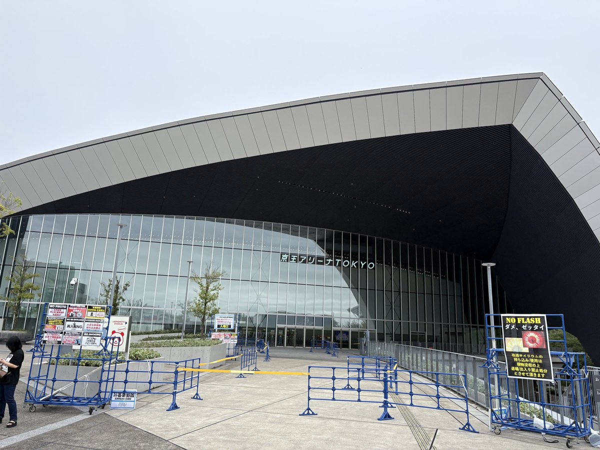 han_napo's tweet photo. 今日は物販だけ

#いきづらい部2nd_Day1 https://t.co/f9phGOeSMr